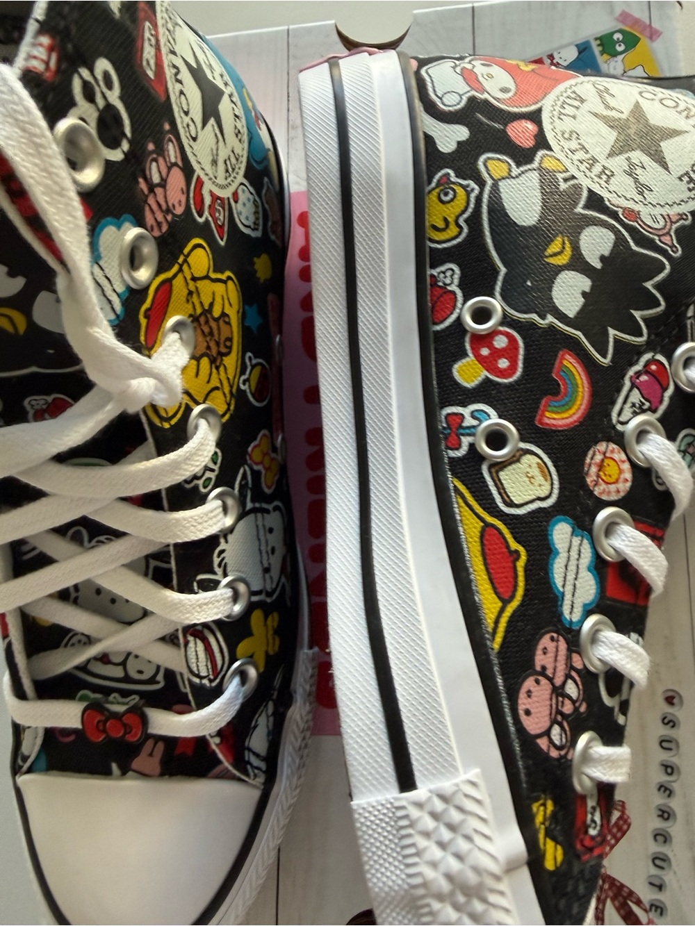 New womens Sz 6.5, 7, 8 Converse Black High top shoes Hello Kitty - Picture 6 of 8